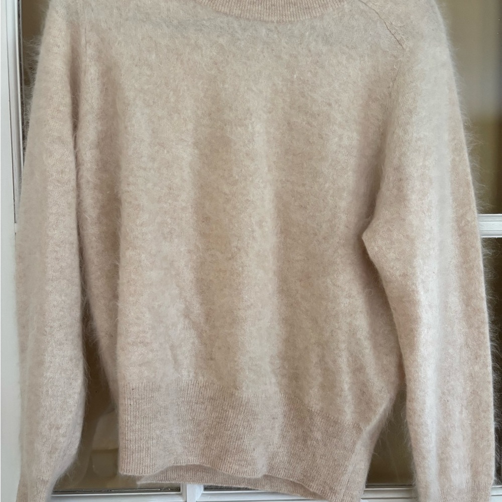 Ann Taylor Soft Cream Brushed Cashmere Sweater - Picture 4 of 4